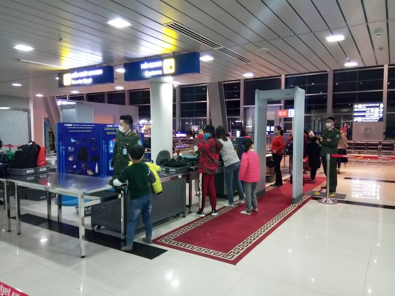 Phòng quản lý xuất nhập cảnh: Tiếp nhận, giải quyết 3.454 tờ khai điện tử cấp hộ chiếu